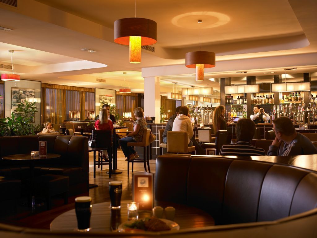Carlton Dublin Airport Hotel 4*