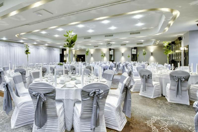 Carlton Dublin Airport 4*